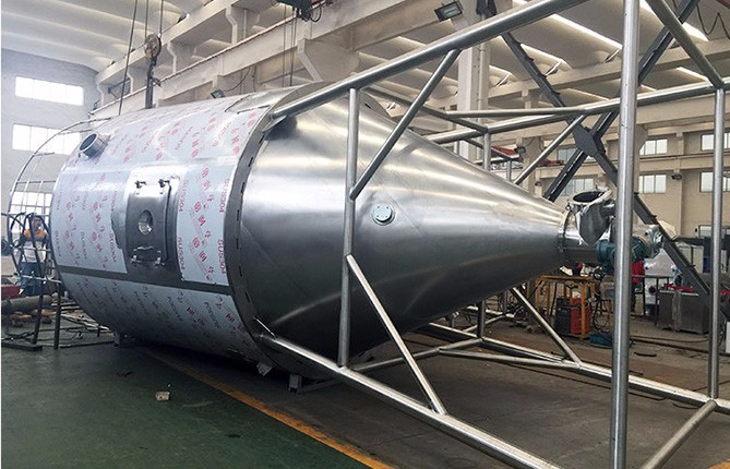 中藥浸膏噴霧干燥機.jpg